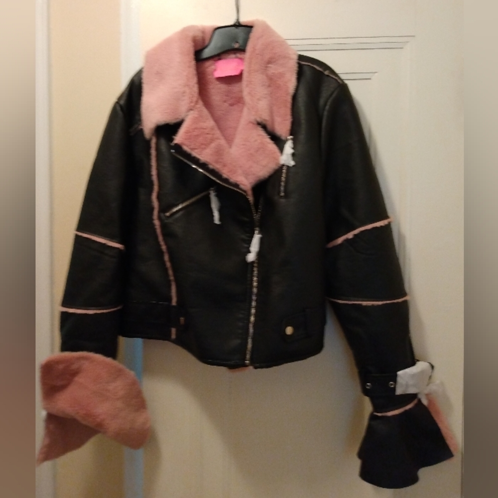 Pink Panther jacket size 2x by Curverra 🔥🔥
